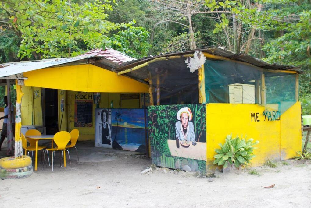 The Likkle Nature Queen Cottage Port Antonio Buitenkant foto